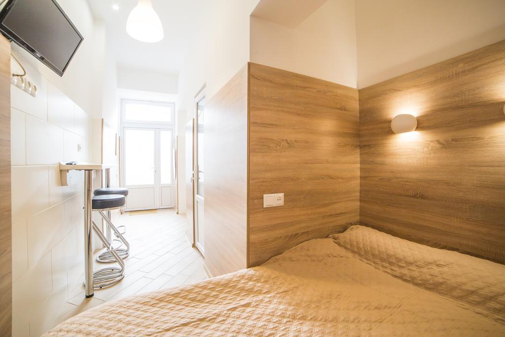 Apartment On Kulisha 29-А Lviv Kültér fotó